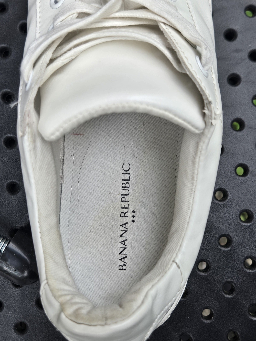 Banana Republic White Vegan Leather Low-Top Court Sneakers Men's 9 - Picture 8 of 8